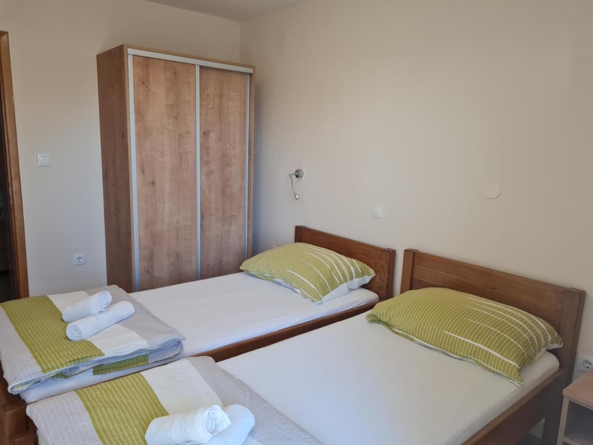 Apartment Lavanda Starigrad Paklenica Buitenkant foto