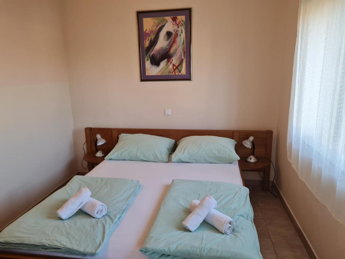 Apartment Lavanda Starigrad Paklenica Buitenkant foto