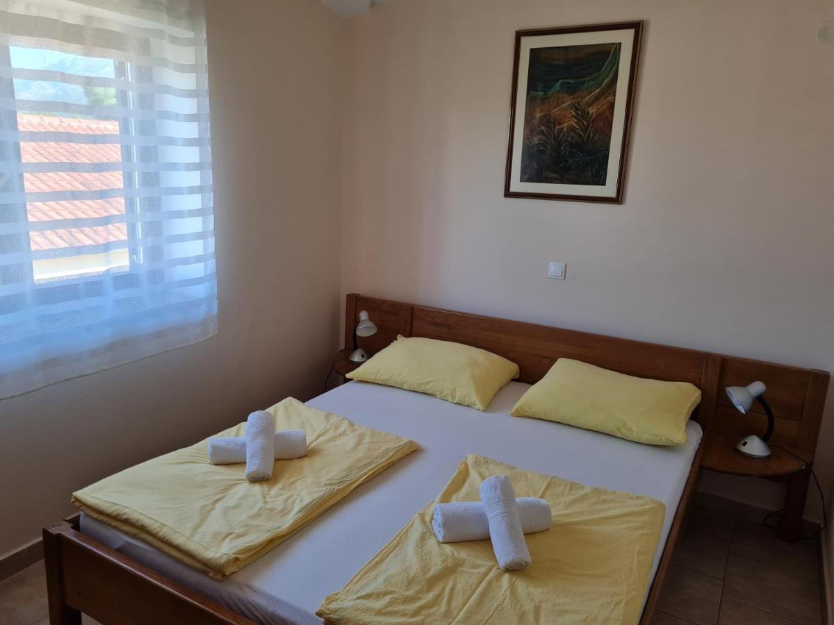 Apartment Lavanda Starigrad Paklenica Buitenkant foto