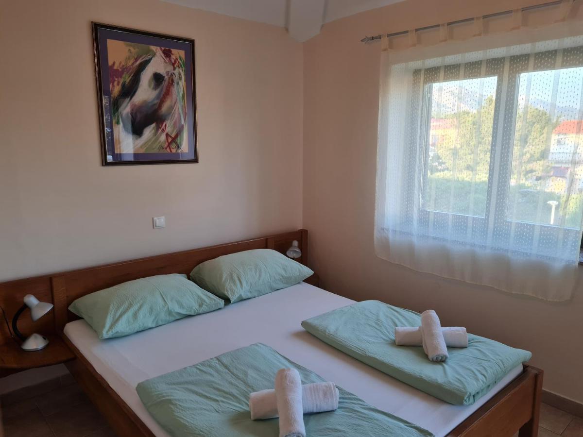Apartment Lavanda Starigrad Paklenica Buitenkant foto
