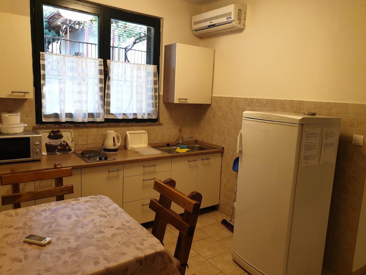 Apartment Lavanda Starigrad Paklenica Buitenkant foto