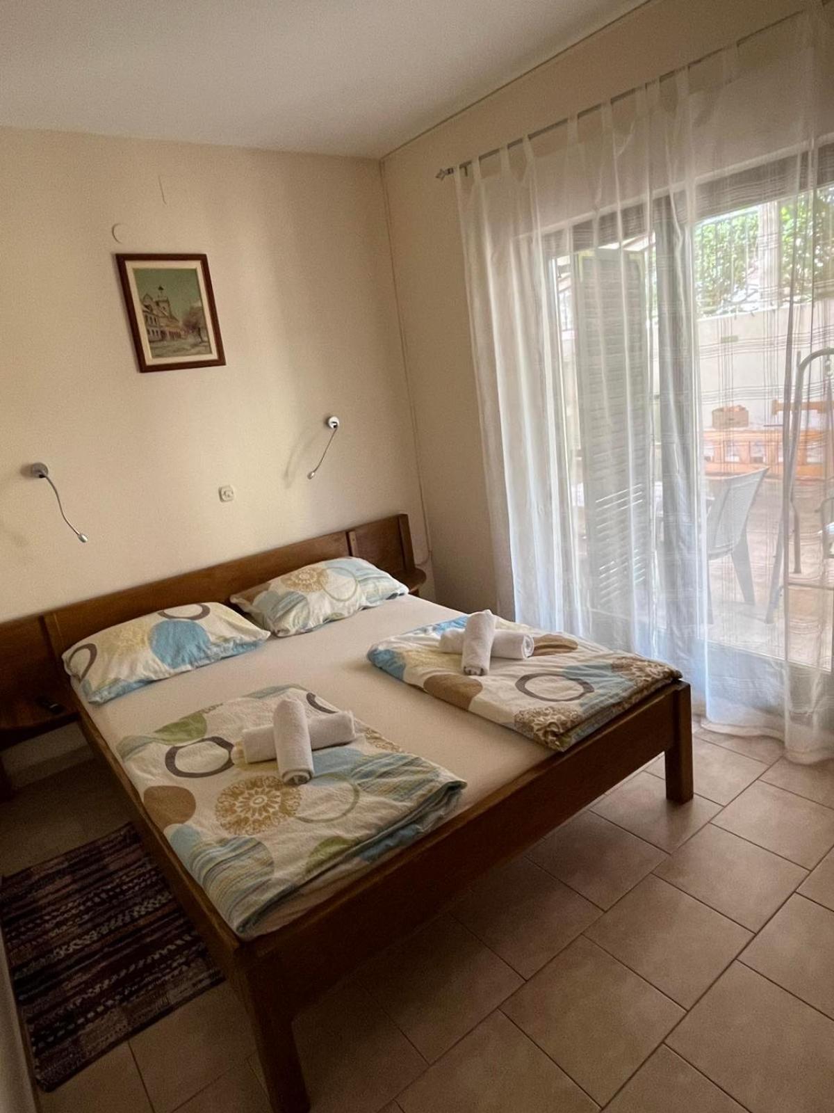 Apartment Lavanda Starigrad Paklenica Buitenkant foto