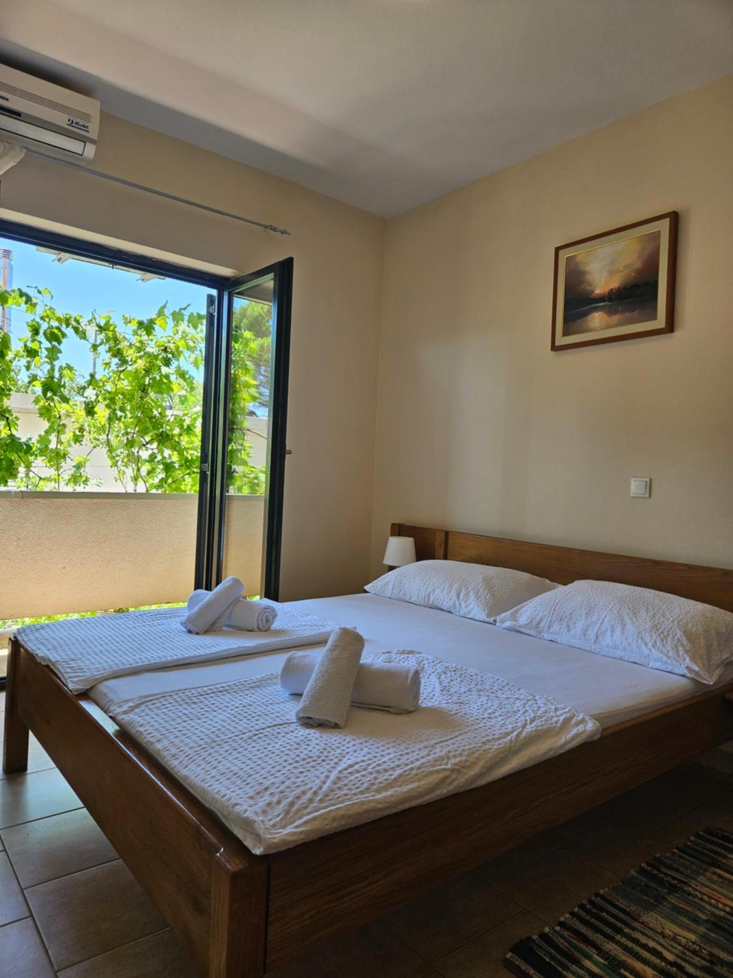 Apartment Lavanda Starigrad Paklenica Buitenkant foto