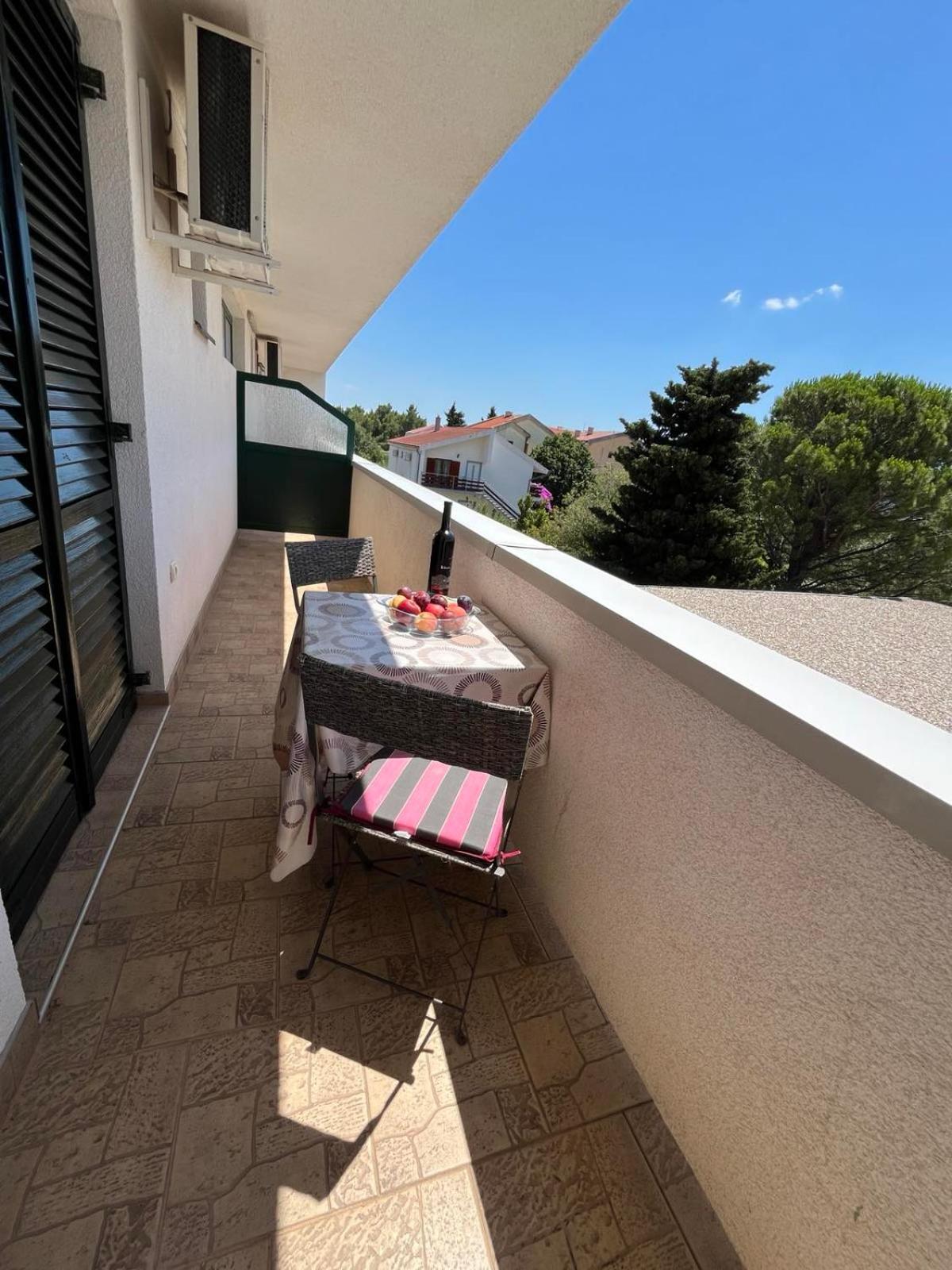 Apartment Lavanda Starigrad Paklenica Buitenkant foto