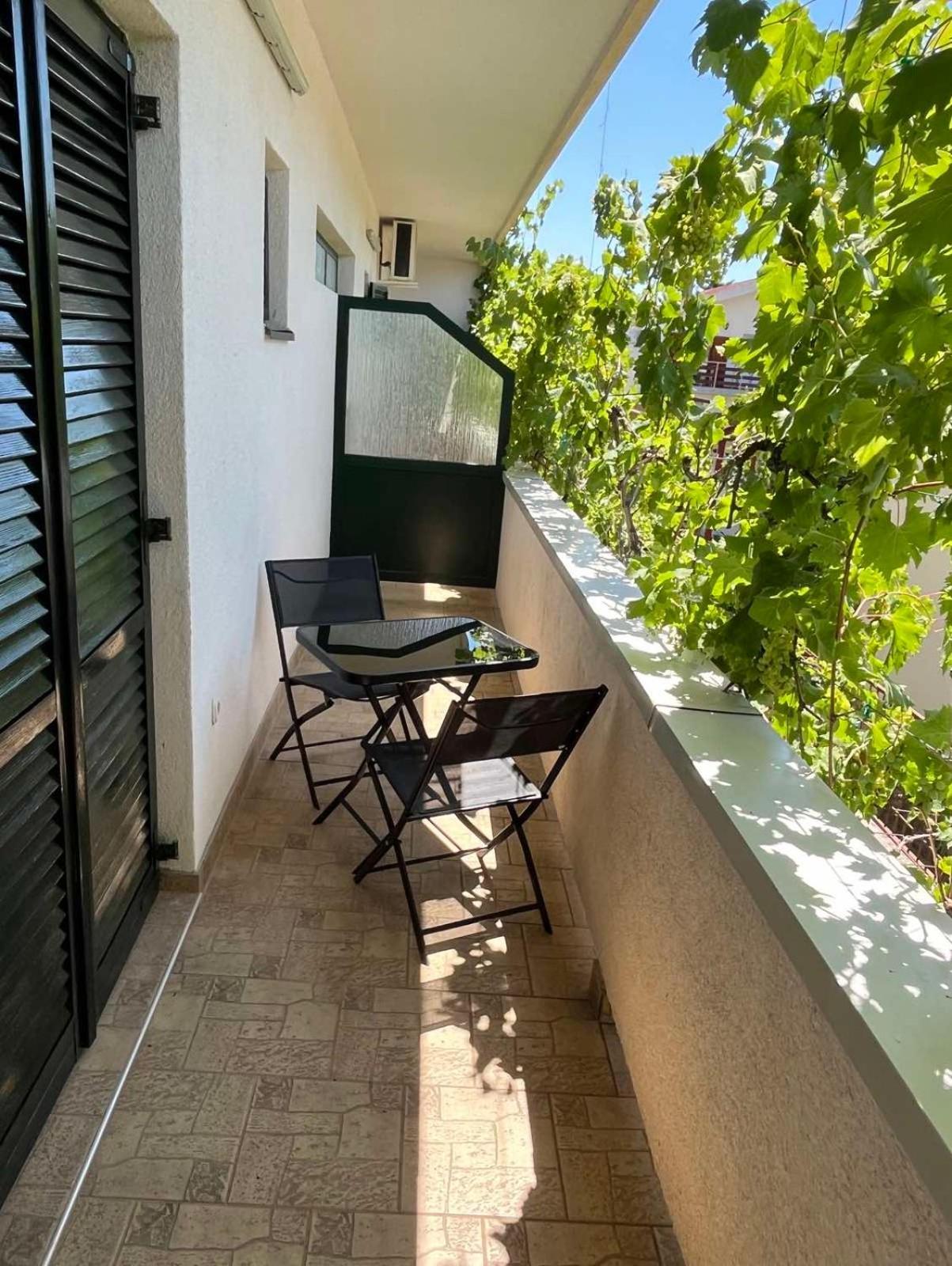 Apartment Lavanda Starigrad Paklenica Buitenkant foto