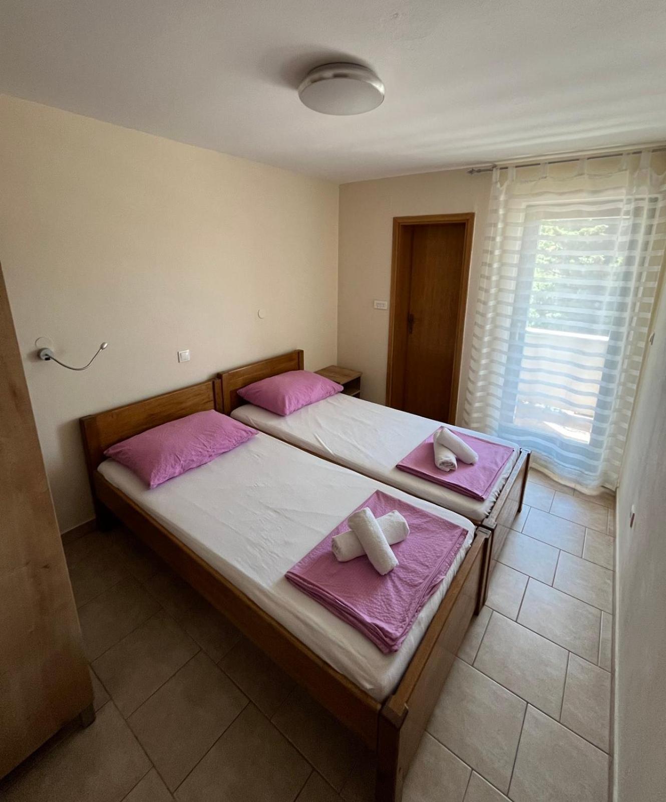 Apartment Lavanda Starigrad Paklenica Buitenkant foto