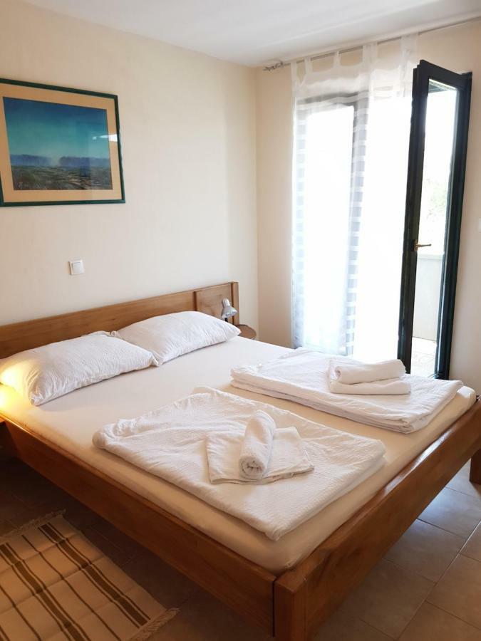 Apartment Lavanda Starigrad Paklenica Buitenkant foto